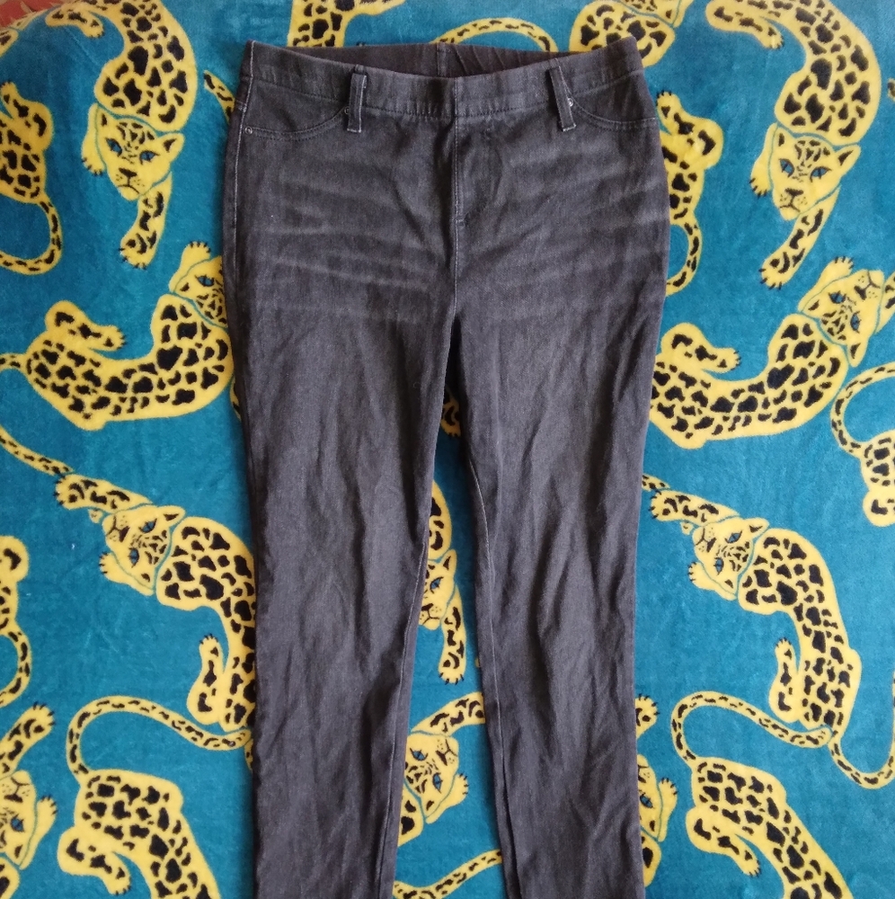 Time and Tru black Jeggings Jr Size M